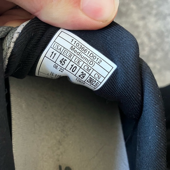 Brooks GTS Adrenaline 22 running shoes - men’s 11 - Picture 6 of 6